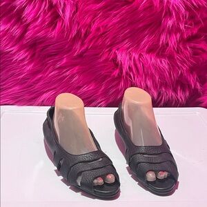 Women's Black Open-Toe Slip-On ARCHE Sandals